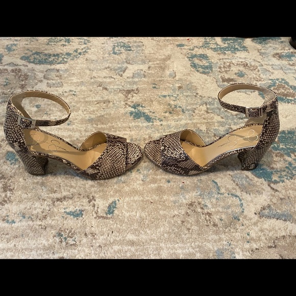 Jessica Simpson Snakeskin Ankle Strap Heels 👠 - Picture 2 of 6